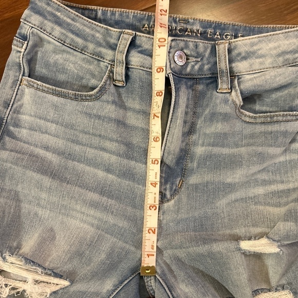 AMERICAN EAGLE Ripped Super High Rise Jegging size 6 - Picture 10 of 11